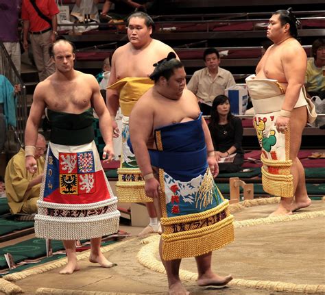 sumo mawashi